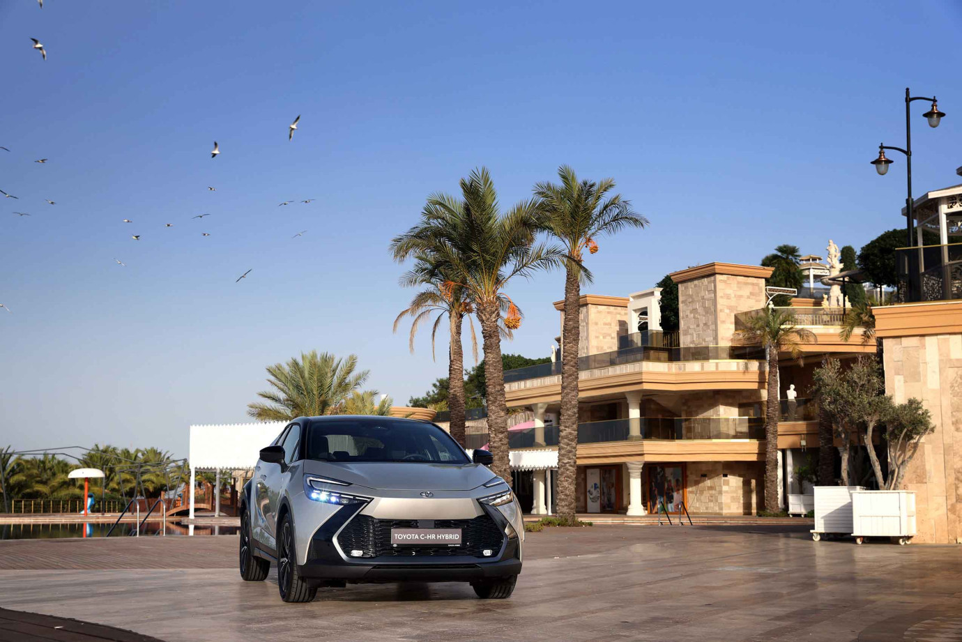 Toyota C-HR, Otomotiv Dünyasında  10 Yılını Geride Bıraktı