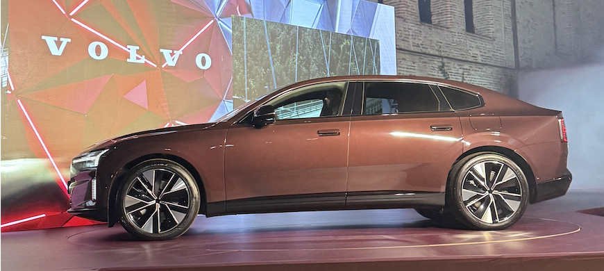 Tamamen Elektrikli Yeni Volvo ES90 Türkiye’de