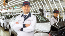 Türkiye’nin İlk Şarj Edilebilir Hibrit Otomobili Yeni Toyota C-HR, Sakarya’da Üretilecek