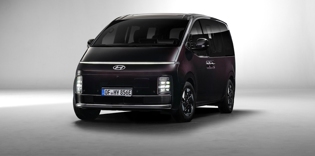 Hyundai’den Brüksel’de STARIA Elektrik ve IONIQ 3 Şovu.