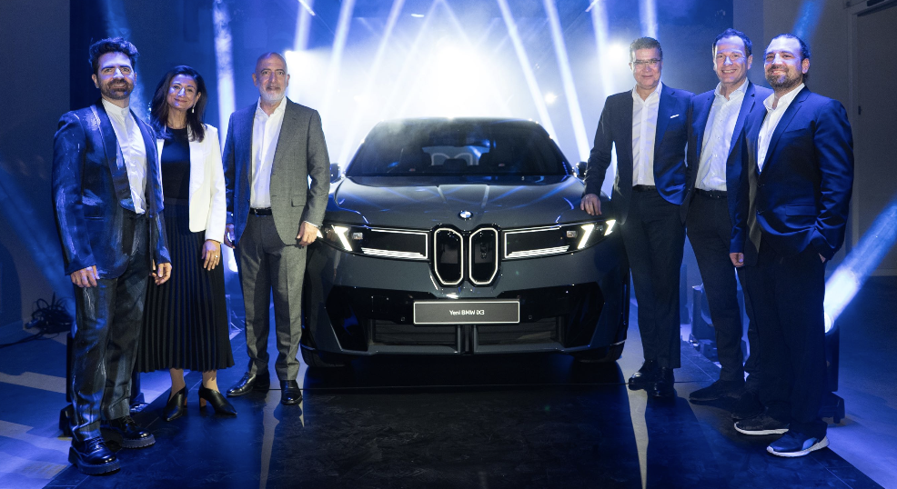 Yeni BMW iX3 Borusan Oto Ataşehir'de ortaya çıktı!
