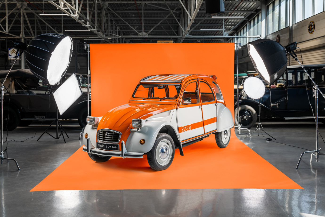 Citroen, ilk üretim modeli 2CV Spot’un 50. yılını kutluyor