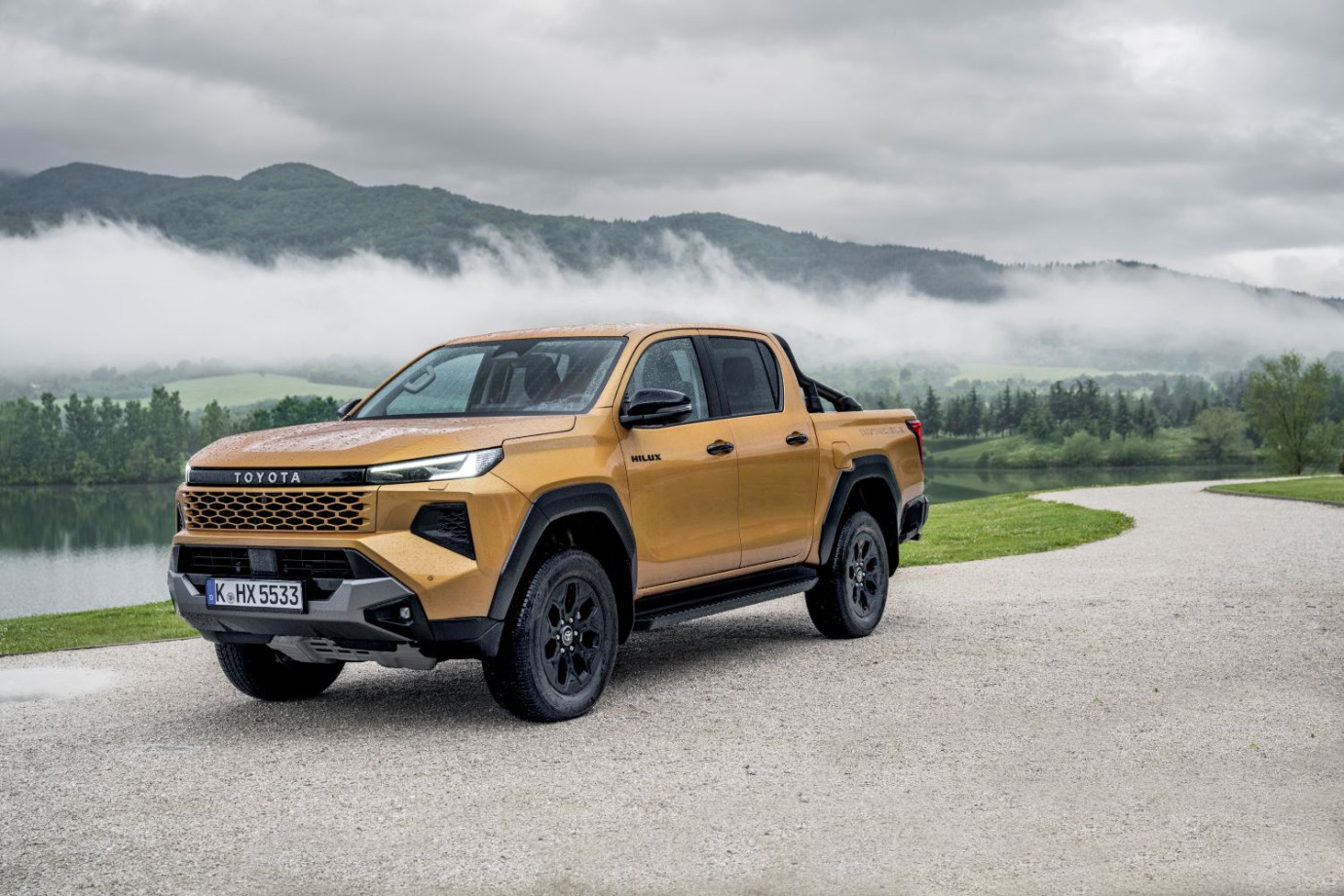 Land Cruiser özellikleriyle  Yeni Toyota Hilux hibrit motoruyla Ağustos'ta Türkiye'de!.. 