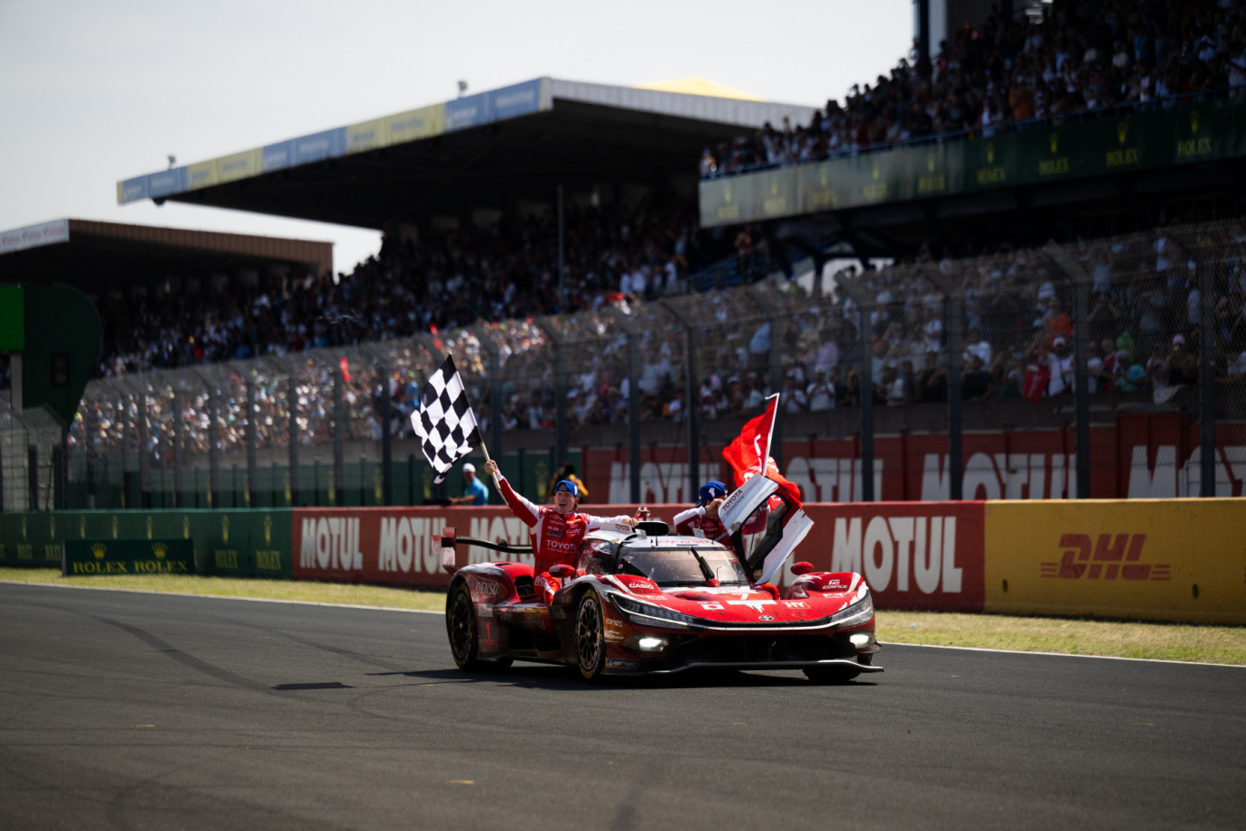 Toyota  Le Mans 24 Saat Yarışı’nda Altıncı Zaferini Elde Etti