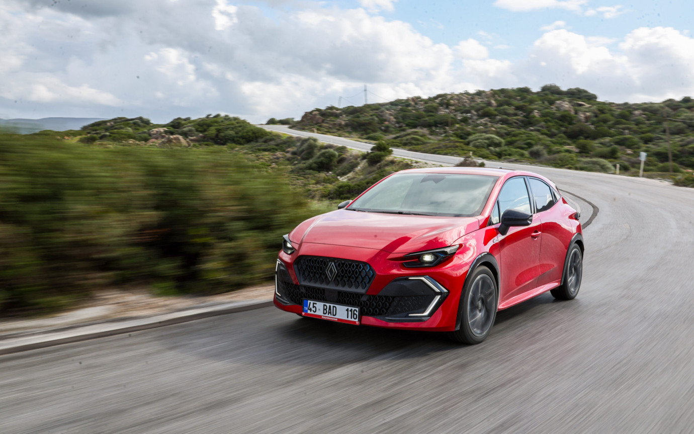 Renault Açık Ara Zirvede