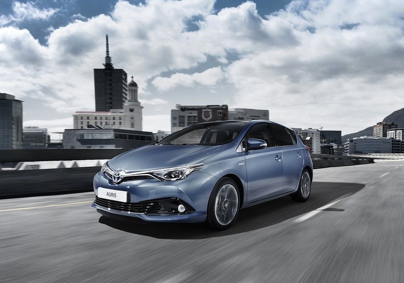 Yeni Toyota Auris iddialı geliyor !