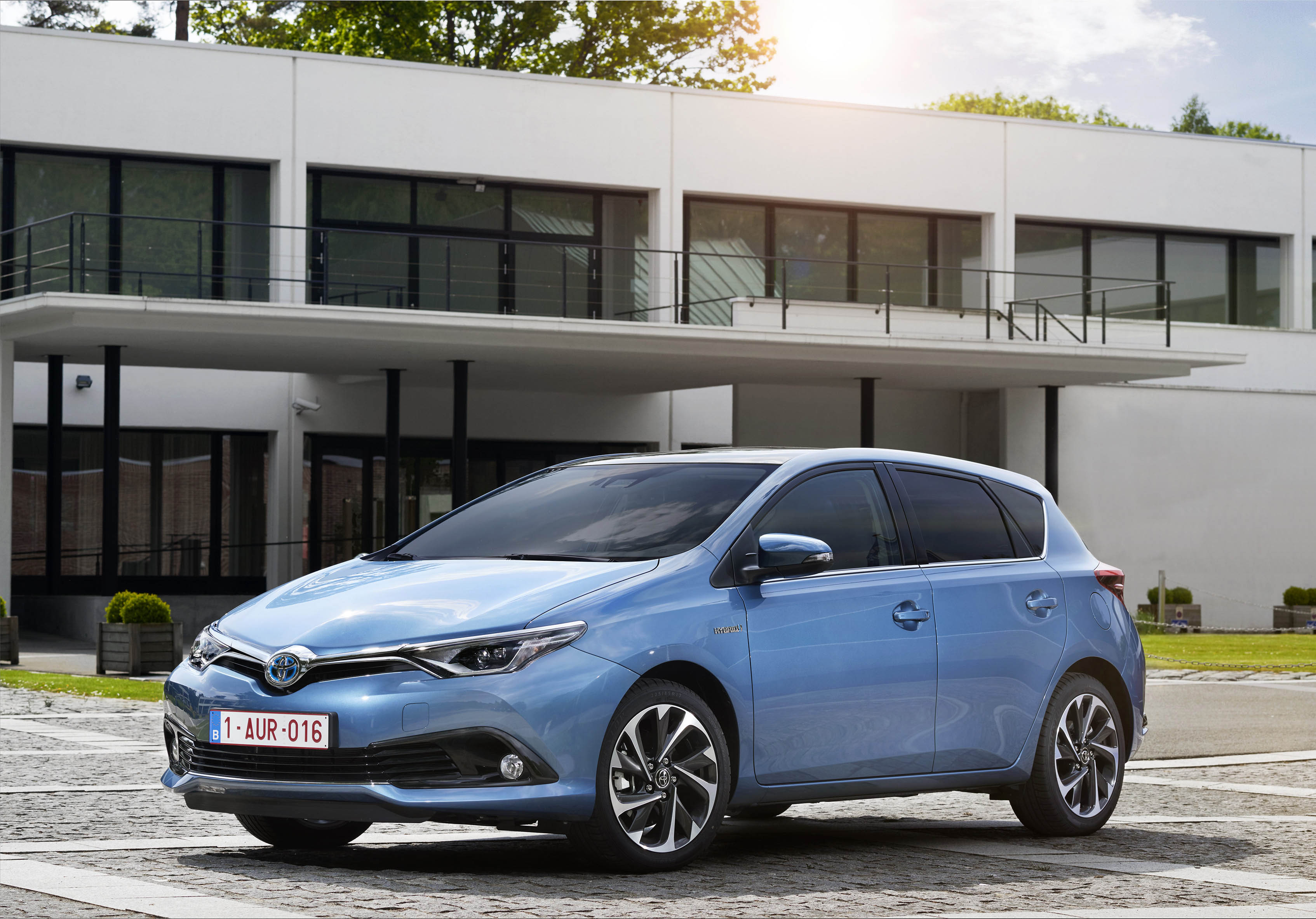 Toyota, iPad kazandırıyor