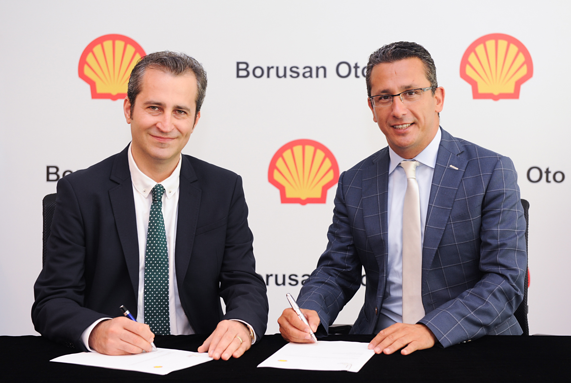 Borusan Oto ve Shell el sıkıştı
