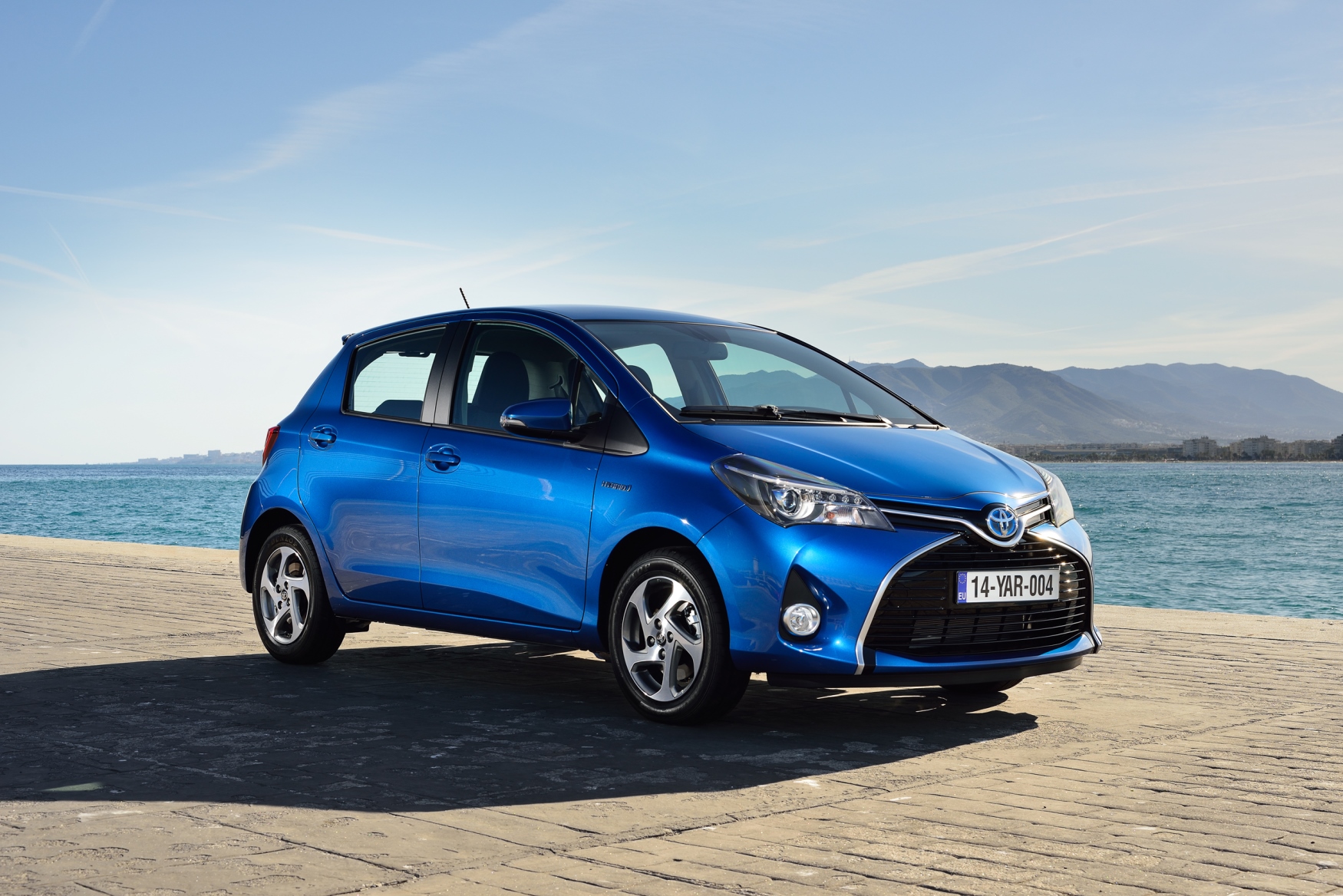 200 bininci Yaris Hybrid yollara çıktı