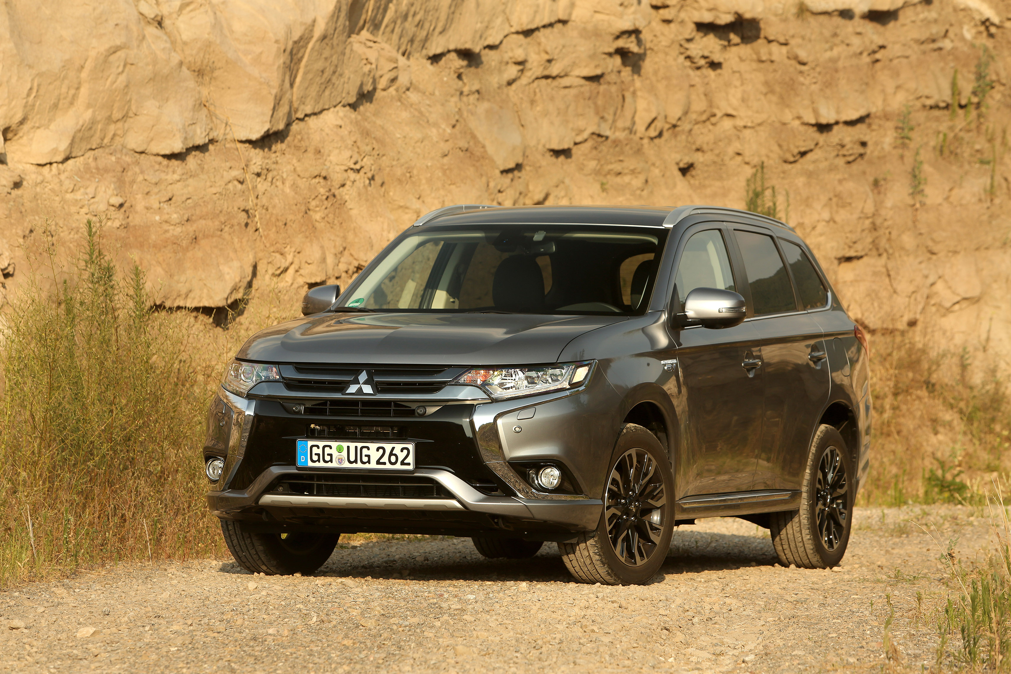 Mitsubishi Outlander PHEV Avrupa'da 50.000'i geçti