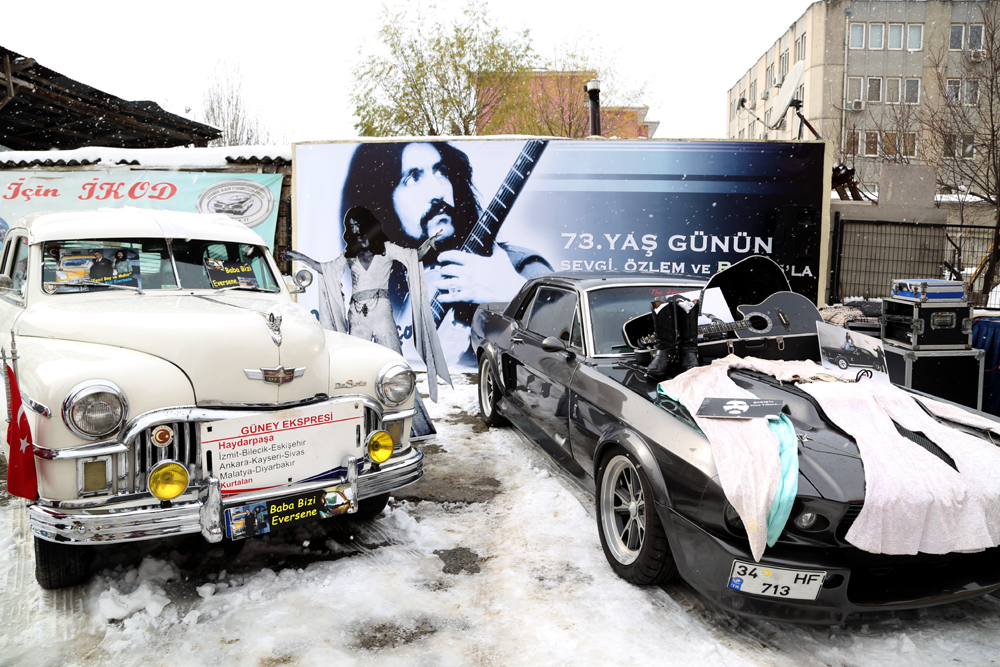 Barış Manço'nun doğum gününde klasik araç sürprizi
