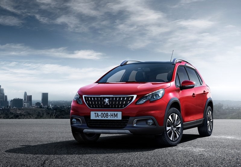 Peugeot 2008 yenilendi