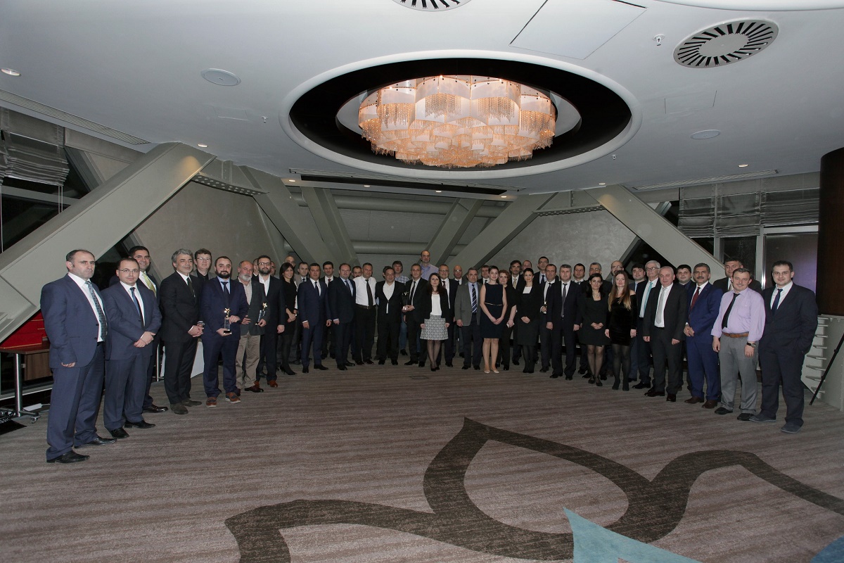 Castrol'den tedarikçilerine ödül