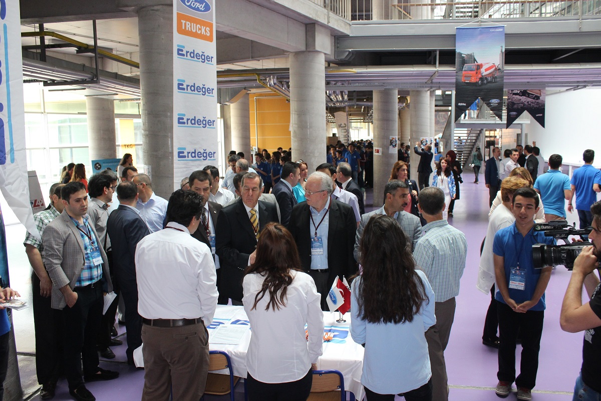 OTOFEST, öğrencileri sanayi firmaları ile buluşturdu