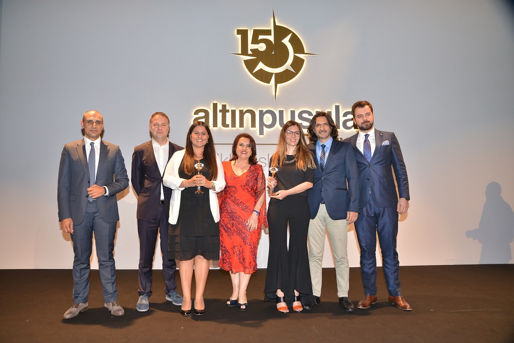 Nissan GT Academy'e Altın Pusula ödülü