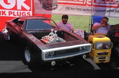 Gerçeği fiyatına maket otomobil