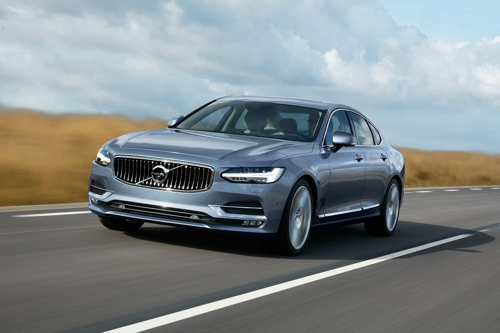 Yeni VOLVO S90, Türkiye yollarına hazır