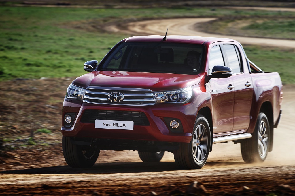 Toyota Hilux zirveyi bırakmıyor