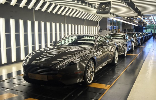 Aston Martin DB9'a son veda