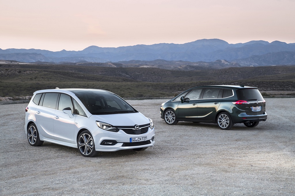 Yeni Opel Zafira üretim bandından indi