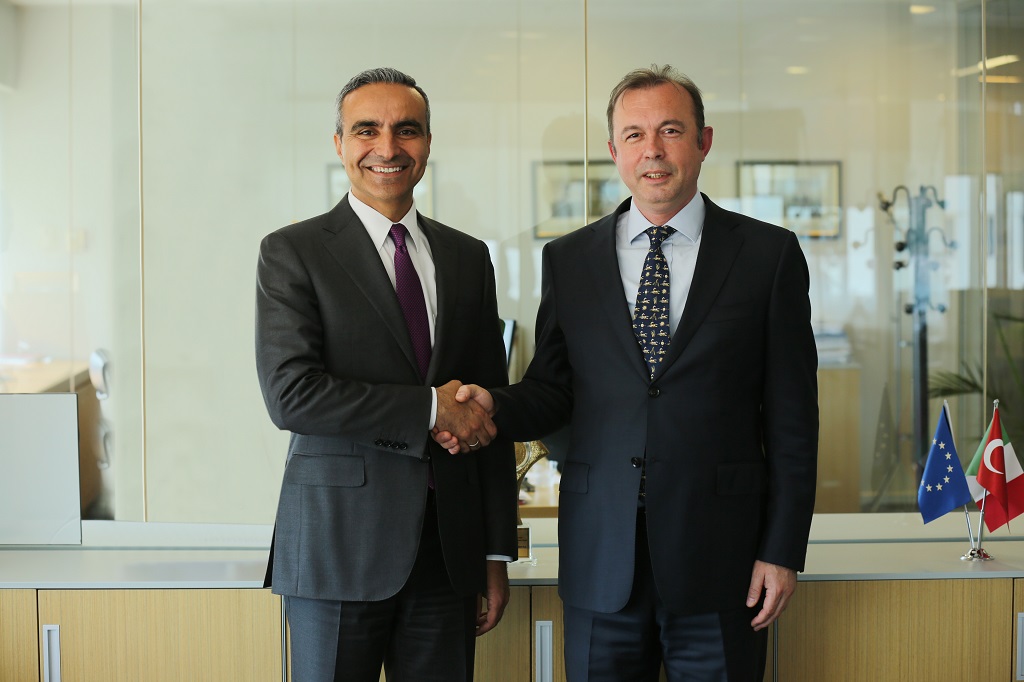 Kamil Koç yaz lastiklerinde Pirelli'yi seçti