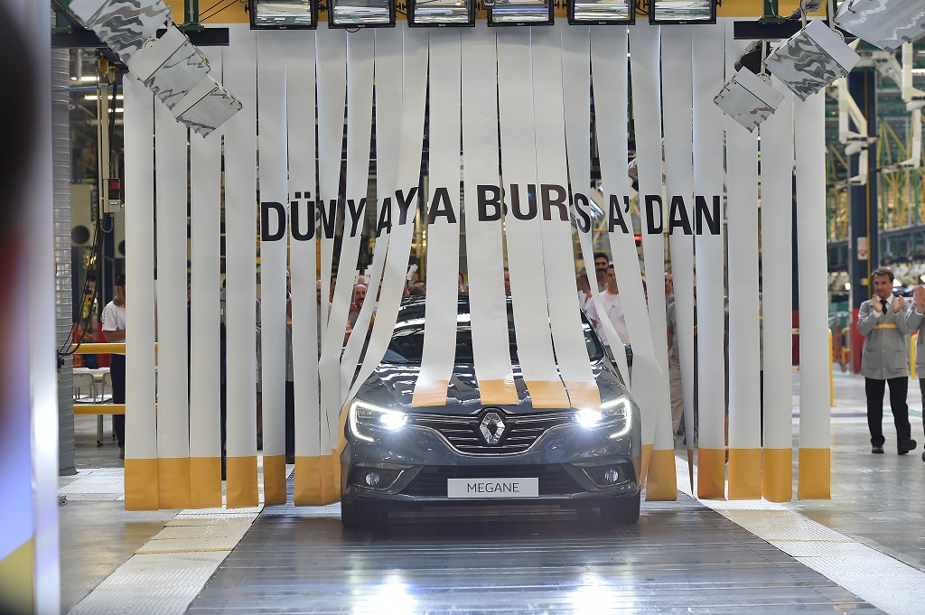 Yeni Megane Sedan’ın üretimi başladı