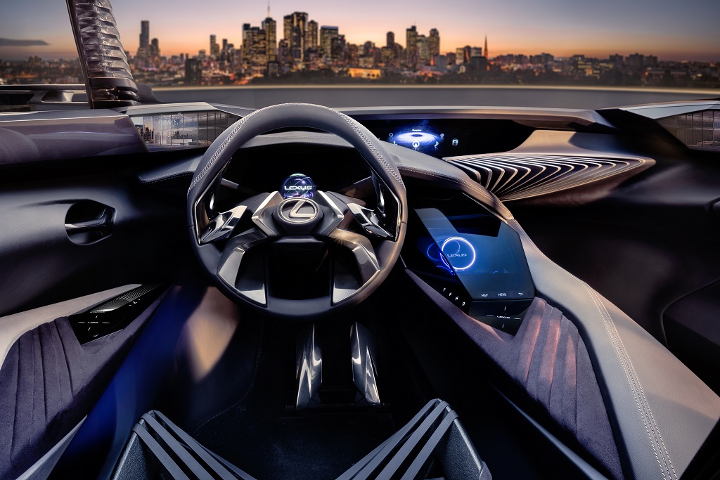 Lexus UX Concept Paris'e geliyor