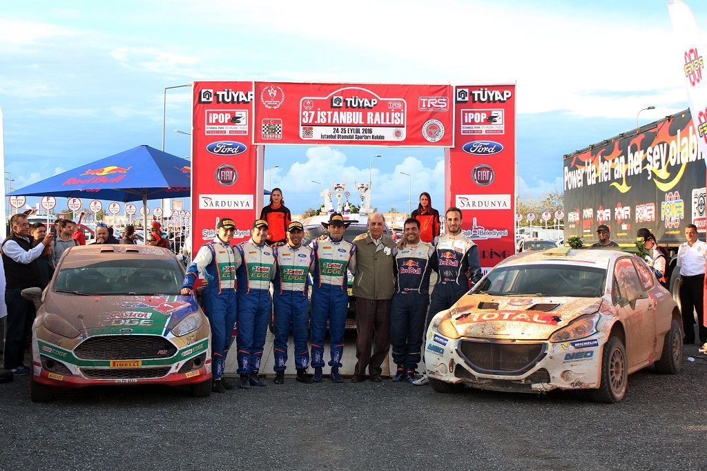 İstanbul Rallisi'nde kazanan Orhan Avcıoğlu