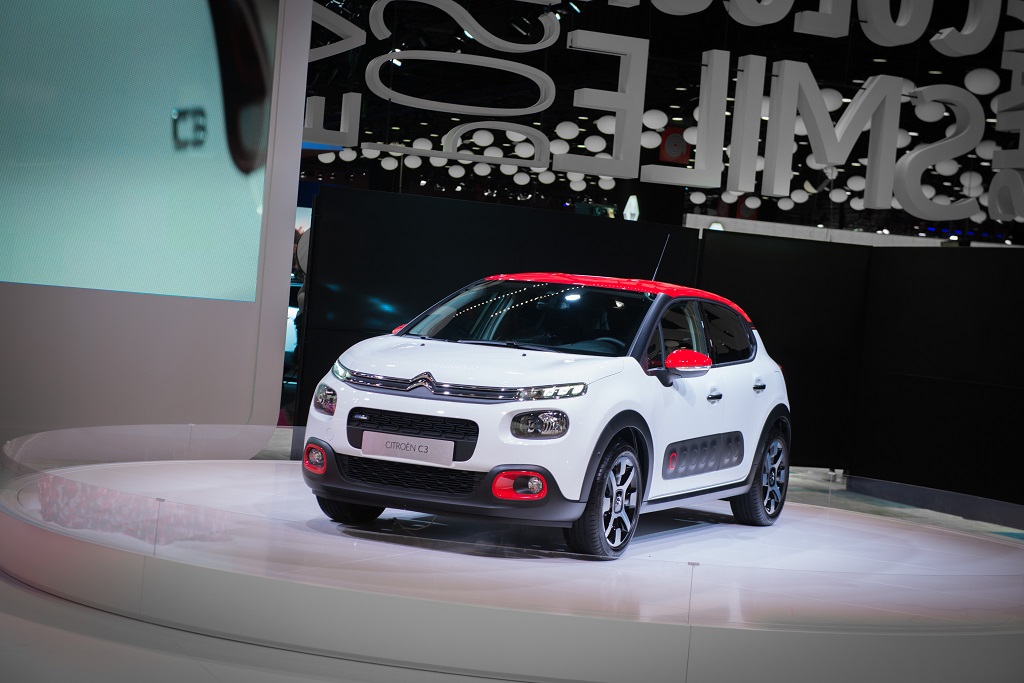 Citroen üçlü gücü ile Paris'te