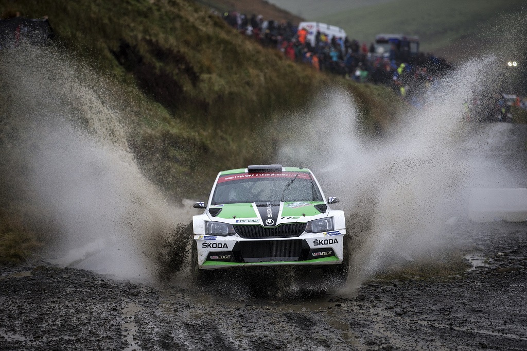 Skoda WRC2'de dünya şampiyonluğunu garantiledi