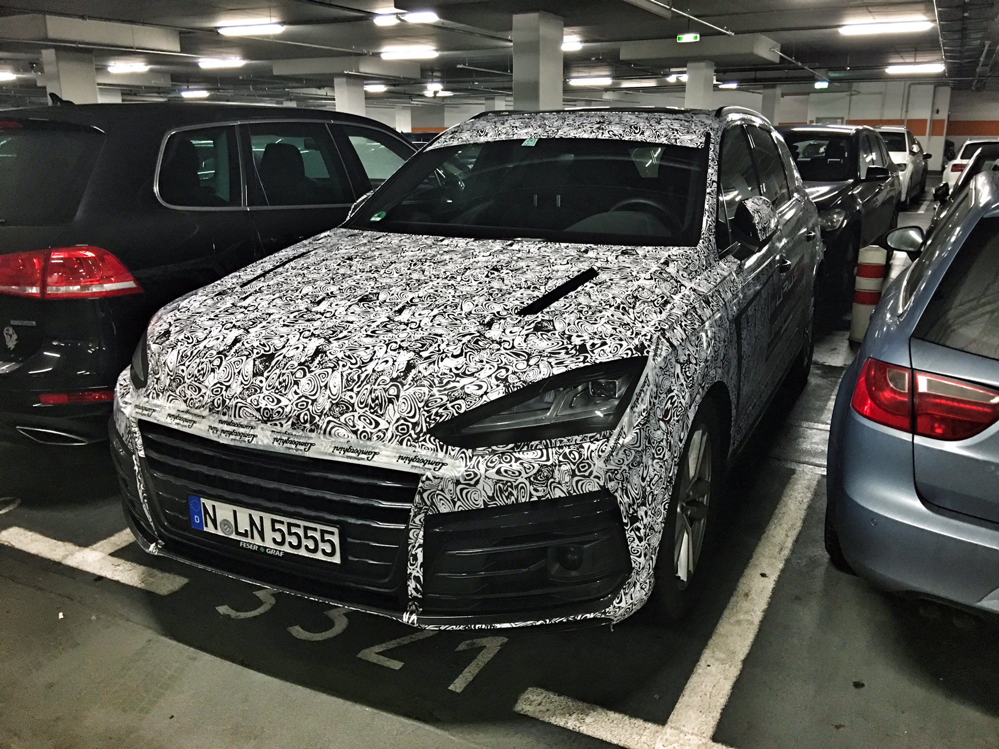 Yoksa bu Lamborghini Urus mu?