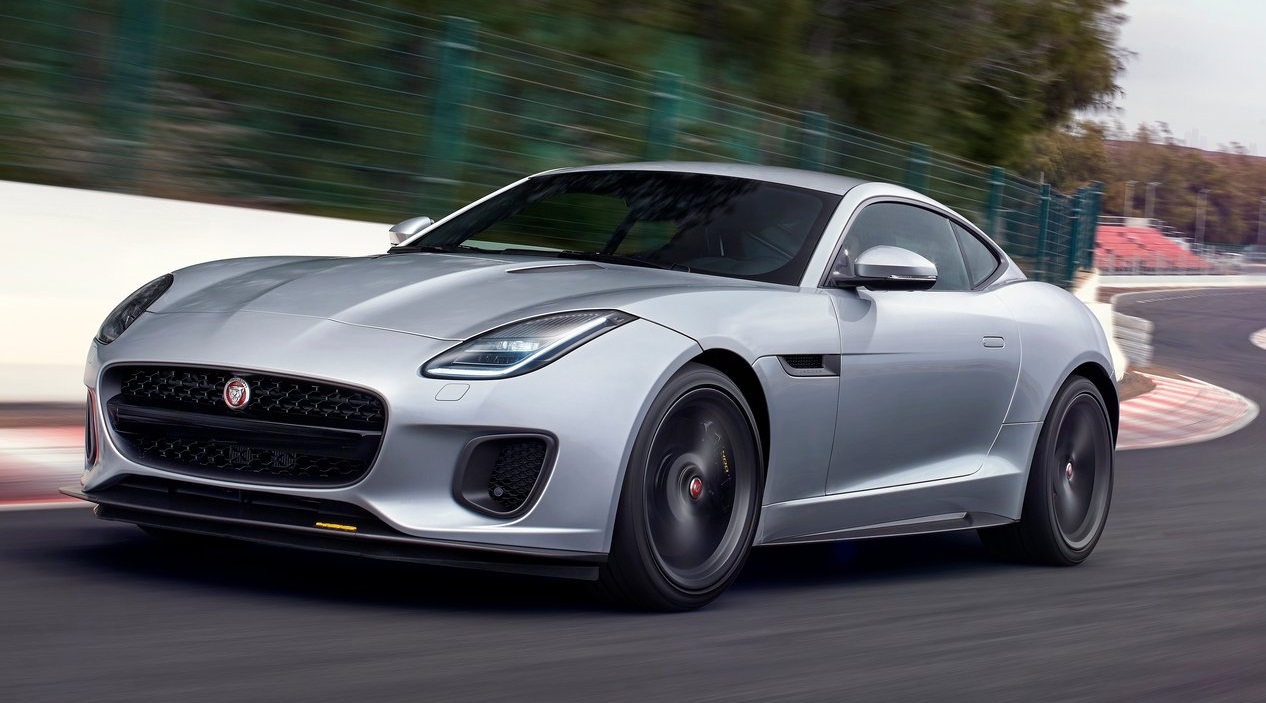 Jaguar'dan F-Type'a makyaj operasyonu.