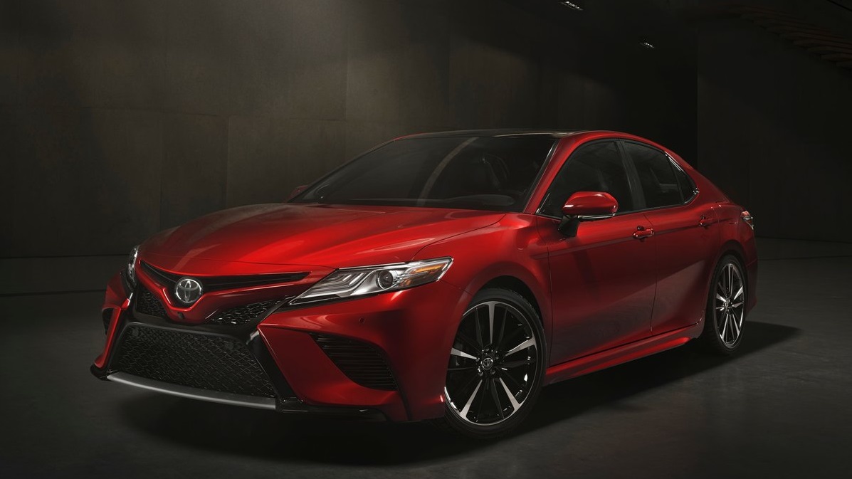 Toyota Camry artık daha da iddialı.