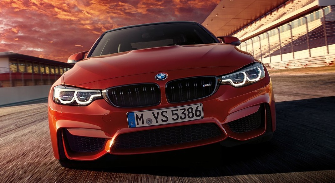 BMW 4 Serisi makyajlandı.