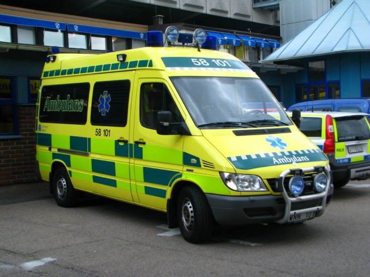 İsveç'teki ambulanslar artık radyoları engelleyebilecek.