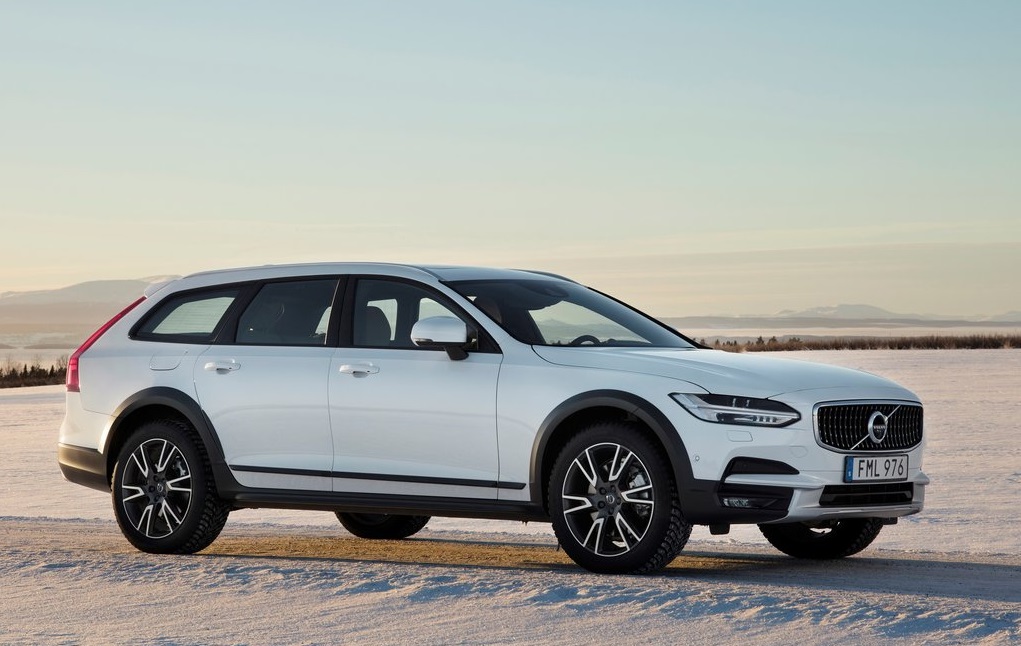 Volvo 90 Serisi'ni tamamlıyor: V90 CrossCountry.