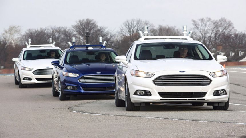 Ford'dan otonom araçlara 1 milyar dolar yatırım