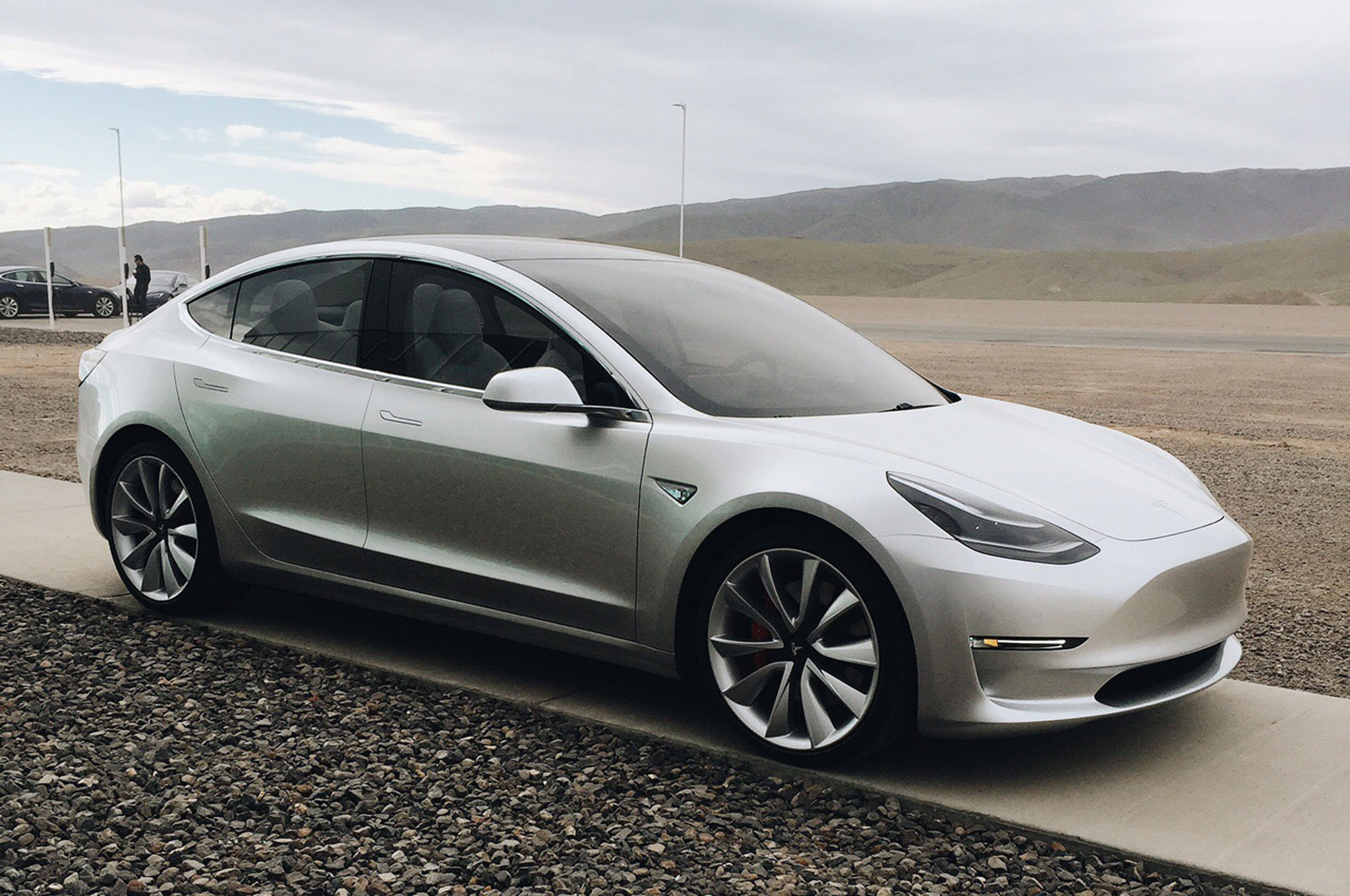 Tesla'da Model 3 arefesinde değer kazancı gerçekleşti