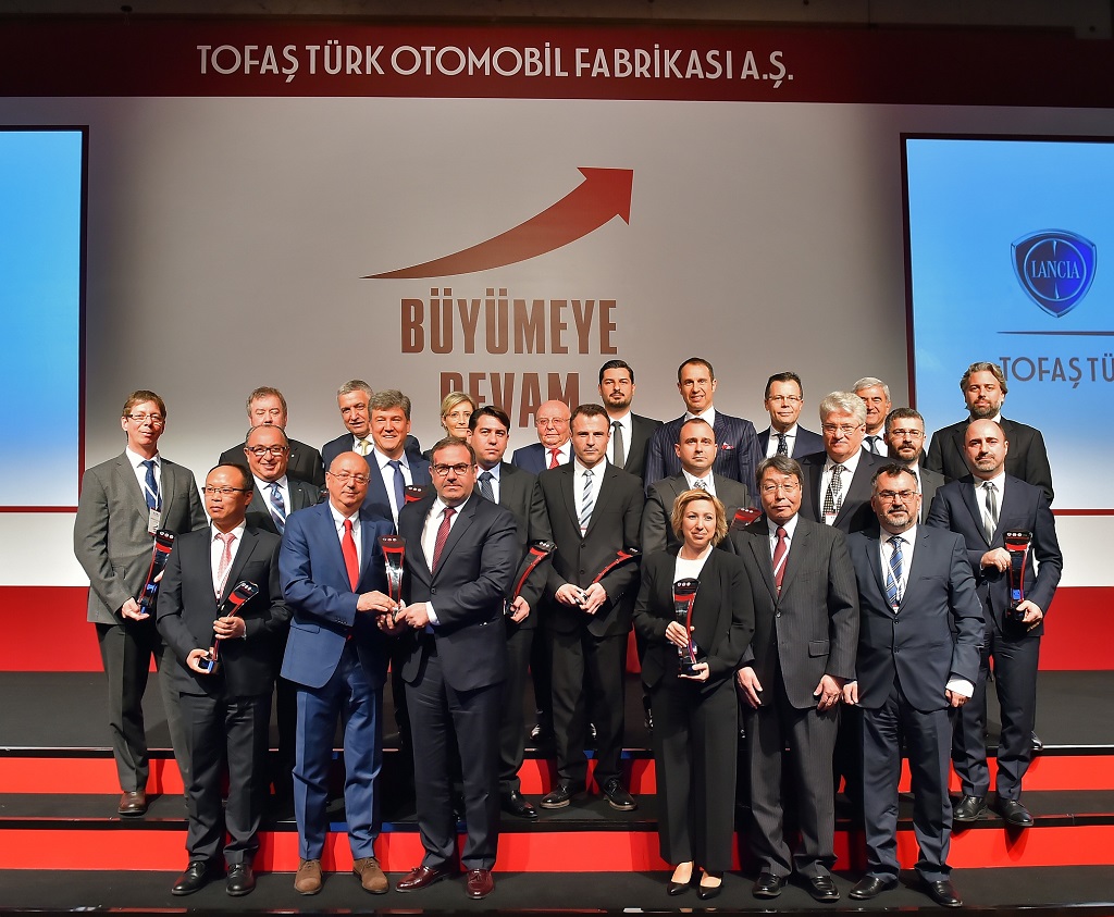 Tofaş tedarikçilerini ödüllerndirdi