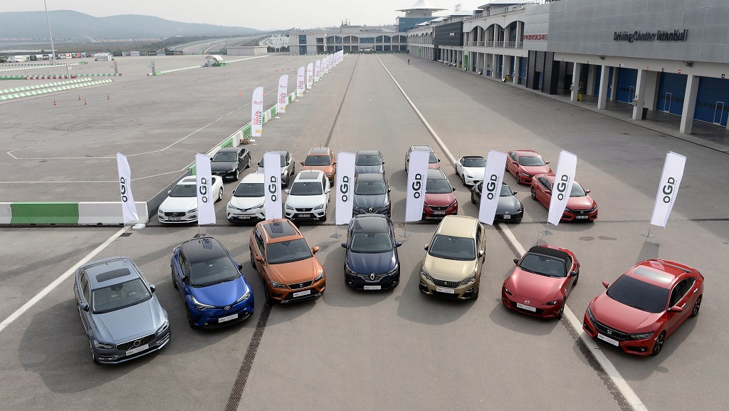 Türkiye’de Yılın Otomobili Seçiminde Heyecan Dorukta…