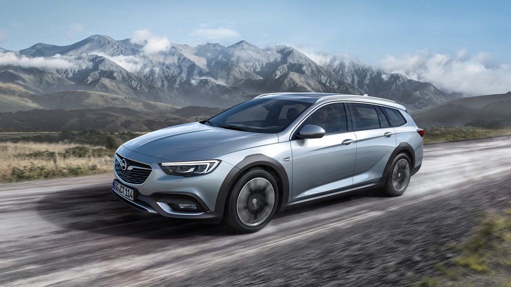 Opel Insignia ailesine 2 yeni versiyon katıldı