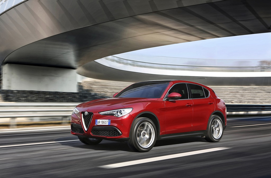 Alfa Romeo Stelvio İstanbul Autoshow'u bekliyor