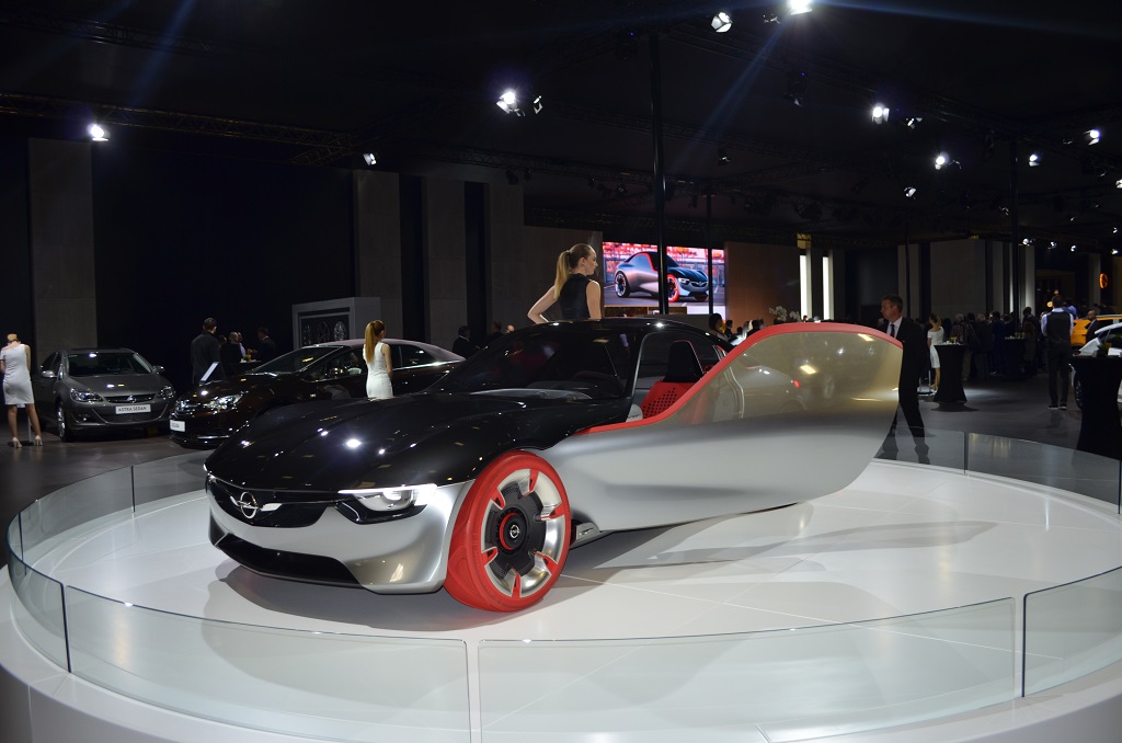Auto Show İstanbul 2017: Opel'den üç prömiyer