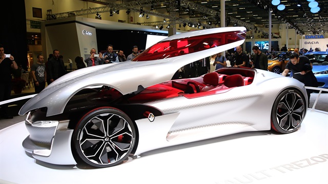 Son model otomobiller İstanbul Autoshow'da