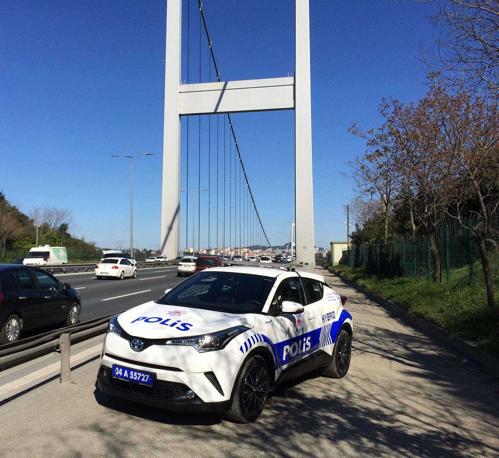 Boğaz köprüsü'nin güvenliği Toyota C-HR' a emanet