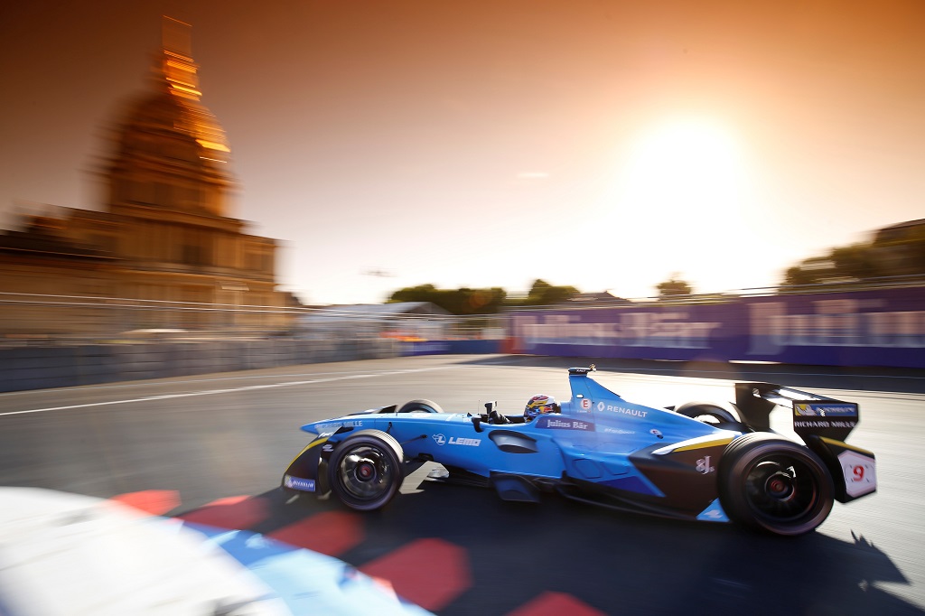 Renault e.dams Paris ePrix’nin şampiyonu oldu