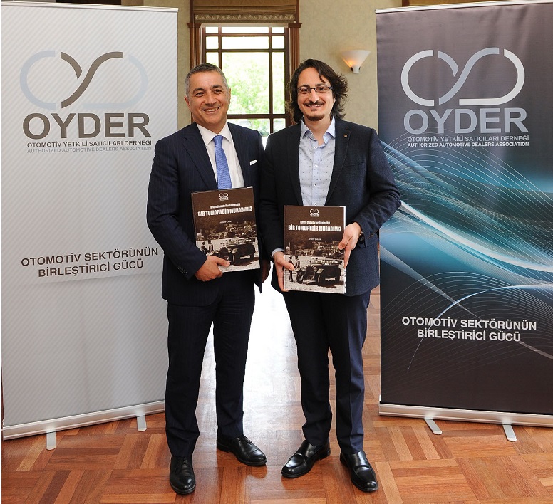 OYDER BAŞKANI GÜLAN “BİR TOMOFİLDİR MURADIMIZ” KİTABIYLA VEDA ETTİ