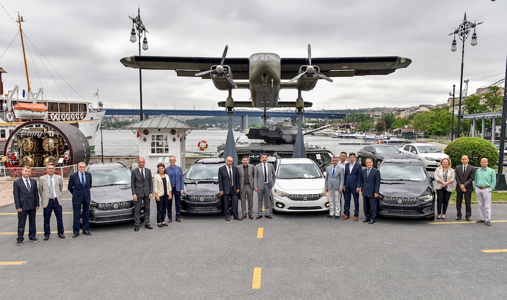 İstanbul’daki eğitim kurumlarına  5 adet Fiat Egea!