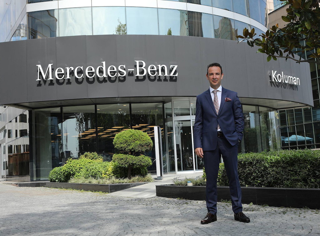 Mercedes-Benz'in en lüks showroom’umu Levent'te