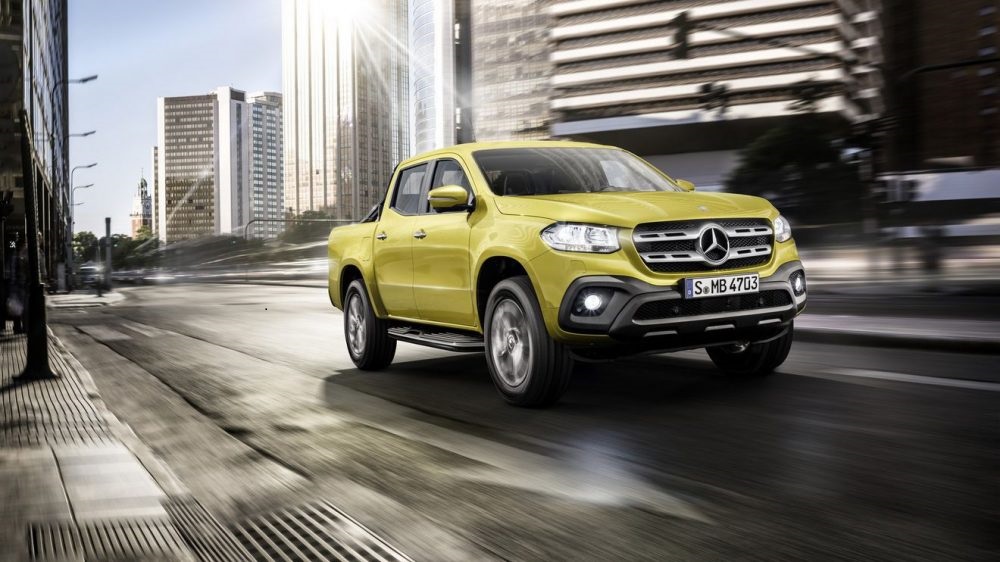 Mercedes X-Class örtülerini kaldırdı